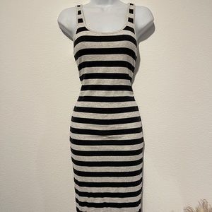 H&M DIVIDED BLACK AND BEIGE STRIPES SUMMER MAXI DRESS